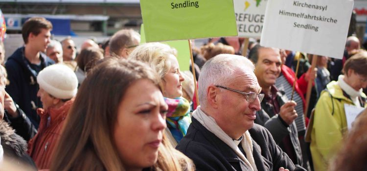 Einladung zur 1. Vollversammlung der Ehrenamtlichen in der Flüchtlingshilfe am 23.4.2017 von 15 – 18 Uhr auf dem Münchner Marienplatz Einladung zur 1. Vollversammlung der Ehrenamtlichen in der Flüchtlingshilfe am 23.4.2017 von 15 – 18 Uhr auf dem Münchner Marienplatz